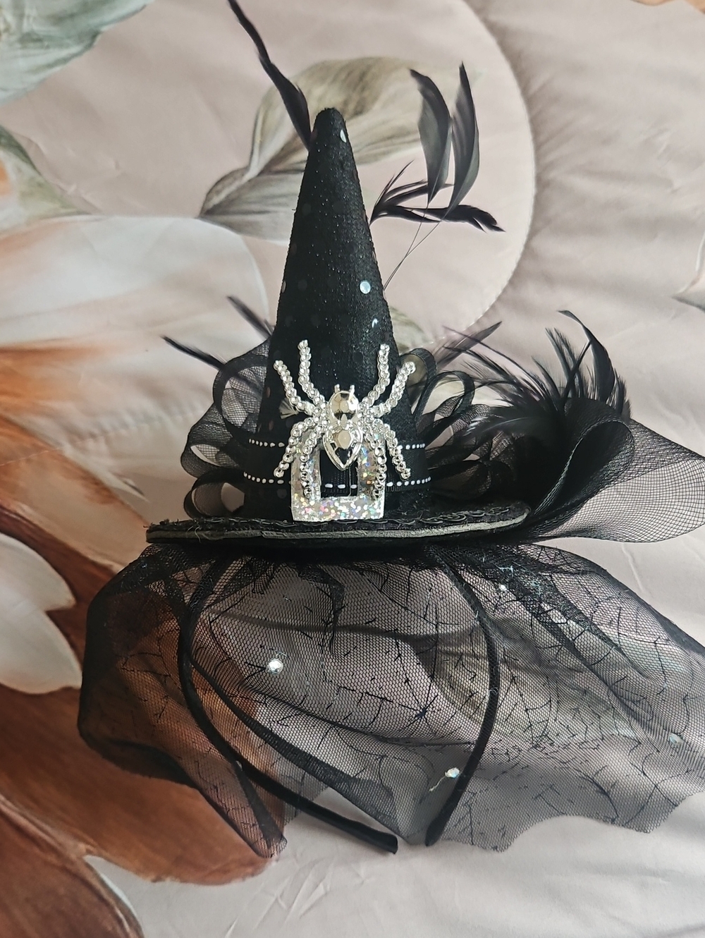 Halloween Witches Hat Fascinator With Veil Spider Black Felt & Feathers